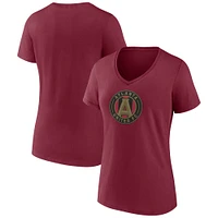 T-shirt rouge à col en V avec logo Atlanta United FC de marque Fanatics pour femmes