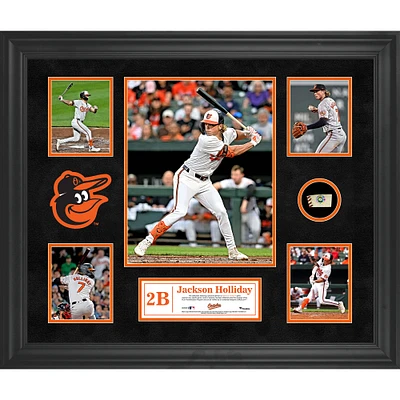 Collage encadré de 5 photos de Jackson Holliday des Orioles de Baltimore avec un morceau de ballon utilisé lors du match