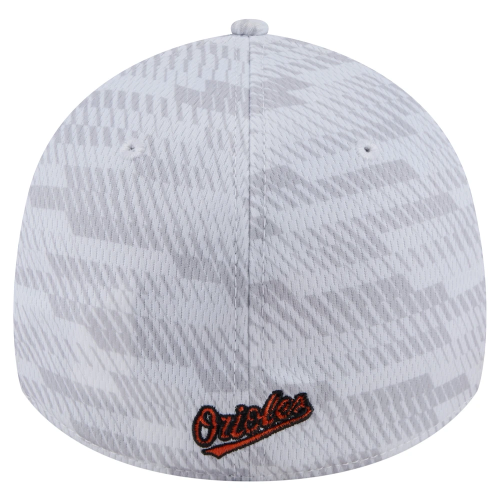 Men's New Era  White Baltimore Orioles Graded 39THIRTY Stretch Fit Hat