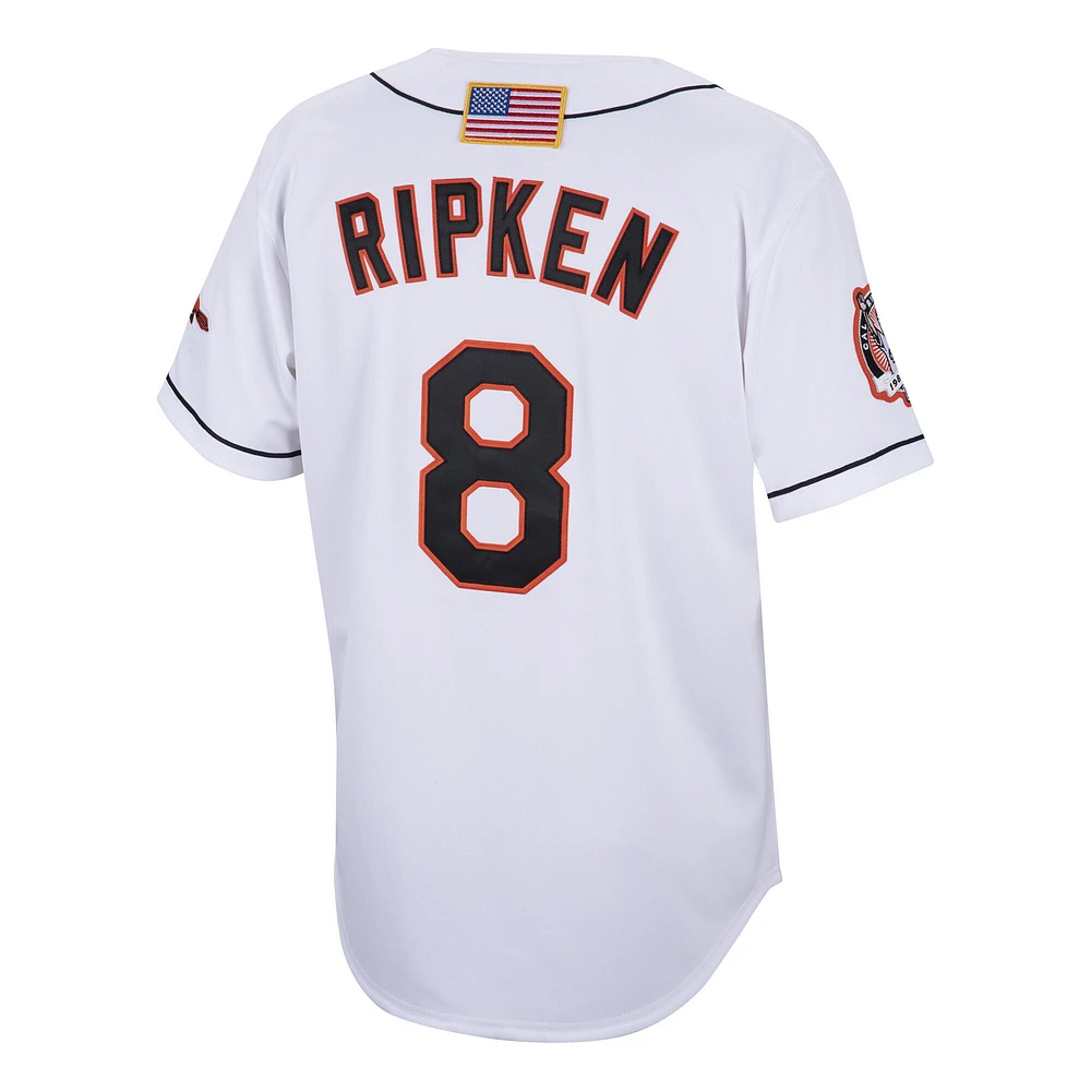 Maillot de joueur authentique pour homme Cal Ripken Jr. Baltimore Orioles Cooperstown Collection 2001 blanc