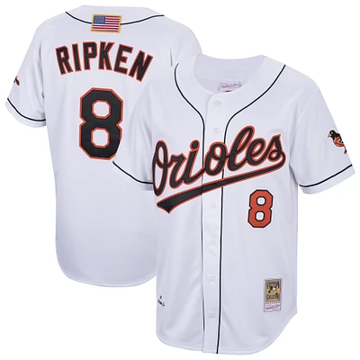 Maillot de joueur authentique pour homme Cal Ripken Jr. Baltimore Orioles Cooperstown Collection 2001 blanc