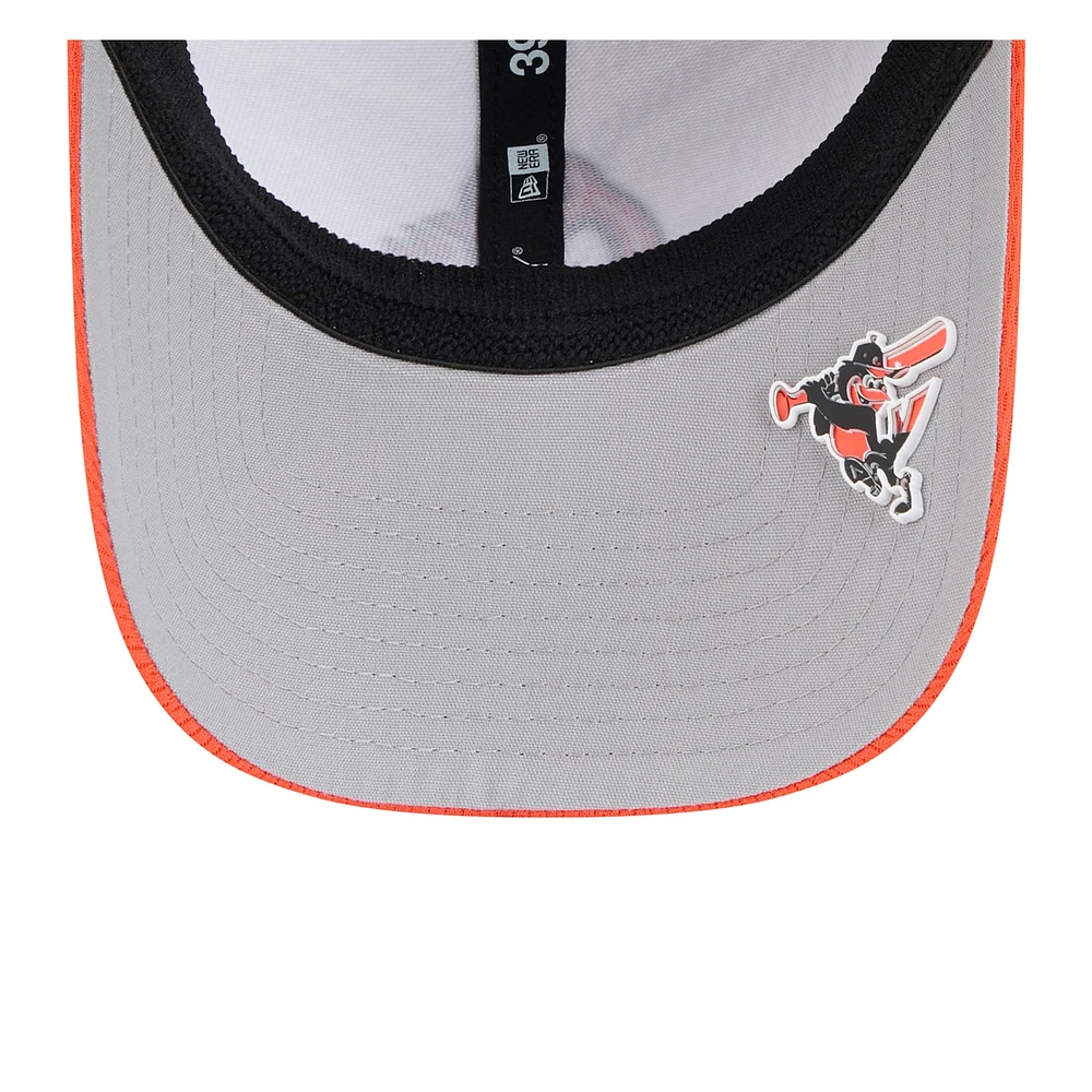 Men's New Era Black/Orange Baltimore Orioles 2025 MLB Clubhouse 39THIRTY Flex Hat