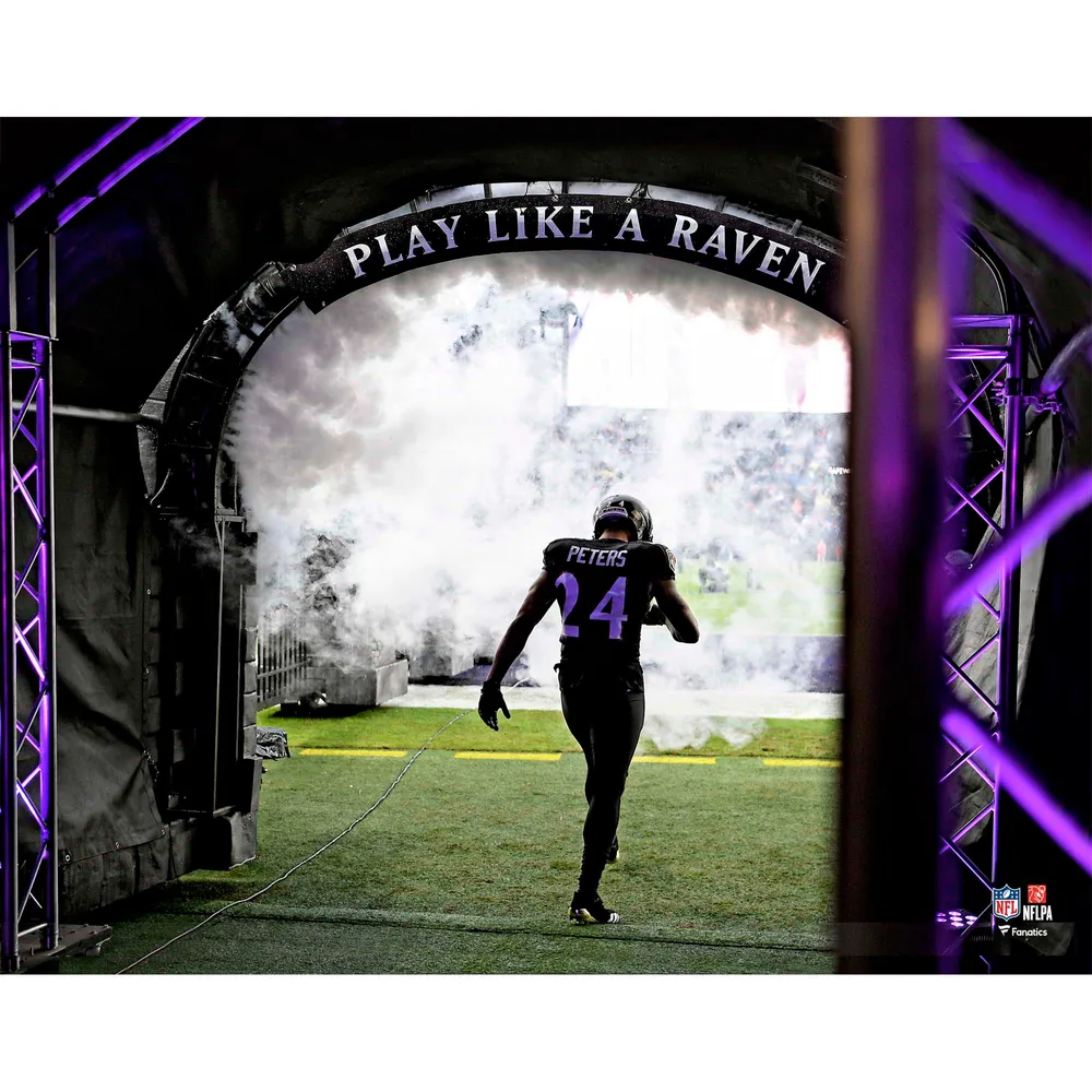 Unsigned Baltimore Ravens Lamar Jackson Fanatics Authentic Purple Jersey  Scrambling Photograph