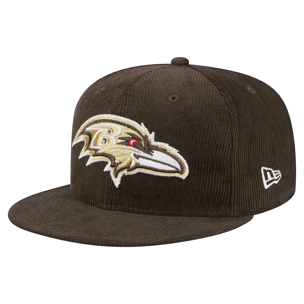 Casquette ajustée 59FIFTY en velours côtelé marron Baltimore Ravens de New Era pour homme