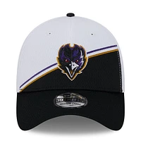 Men's New Era White/Black Baltimore Ravens 2023 Sideline 39THIRTY Flex Hat