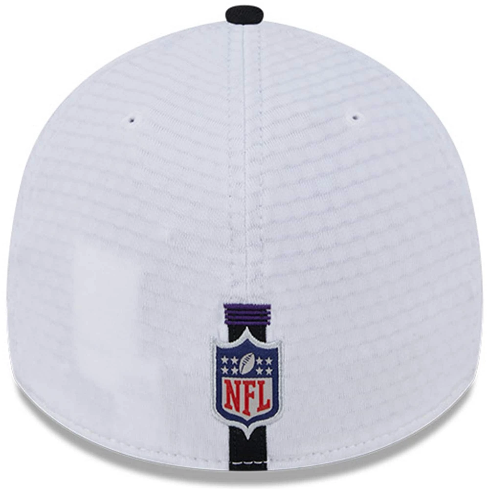 Men's New Era White/Black Baltimore Ravens 2024 NFL Training Camp 39THIRTY Flex Hat