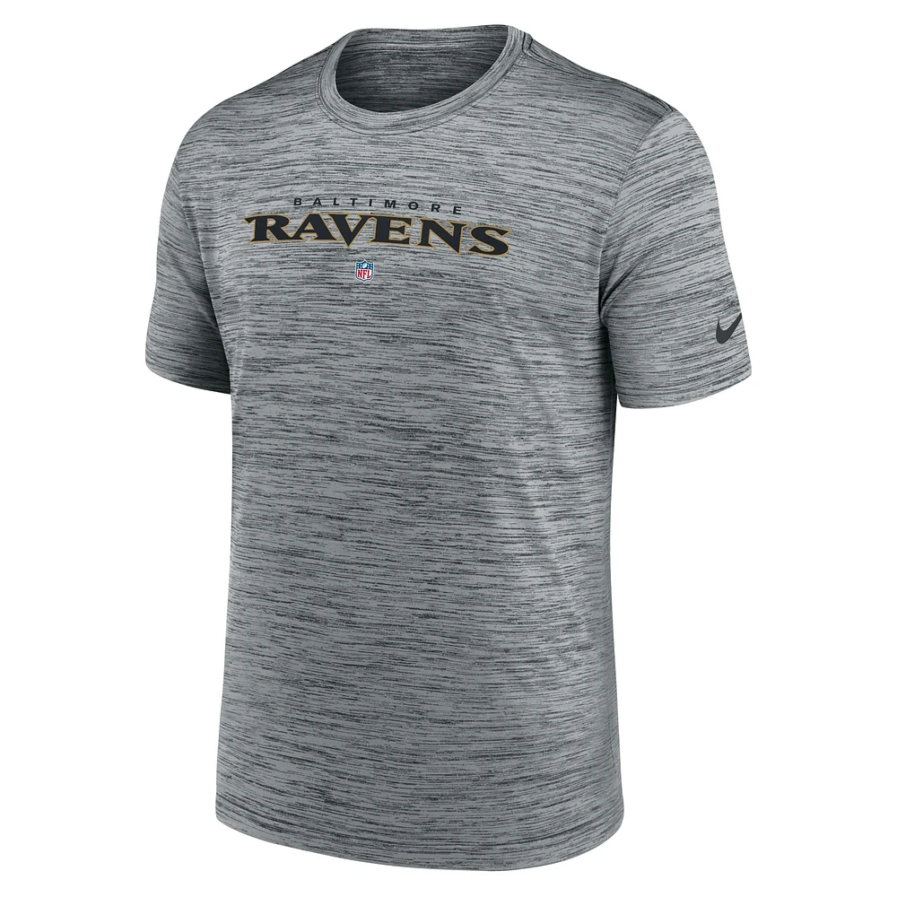 T-shirt Nike Performance Baltimore Ravens Velocity pour homme gris