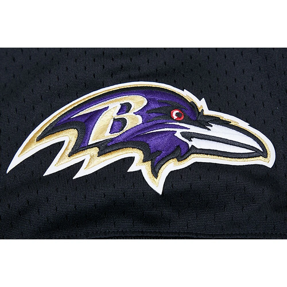 Haut Pro Standard Lamar Jackson noir avec nom et numéro de joueur Baltimore Ravens pour homme