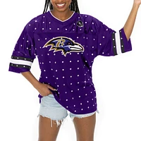 T-shirt à col en V jersey rayures sportives et strass pour femme Gameday Couture Purple Baltimore Ravens Kickoff Time