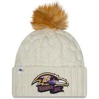 Women's New Era Cream New England Patriots 2022 Sideline Cuffed Knit Hat