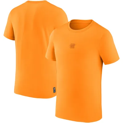 Barcelona Nike Club Swoosh T-Shirt - Orange