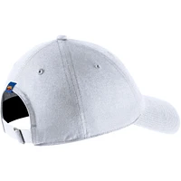 Casquette réglable Nike Campus Barcelone blanche pour femme