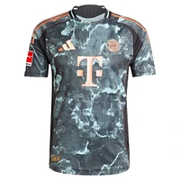 Maillot de joueur authentique adidas Jamal Musiala noir Bayern Munich 2024/25 extérieur pour homme