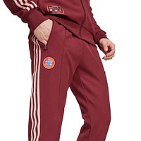 Pantalon de survêtement adidas Originals pour homme rouge Bayern Munich Terrace Icons Collection