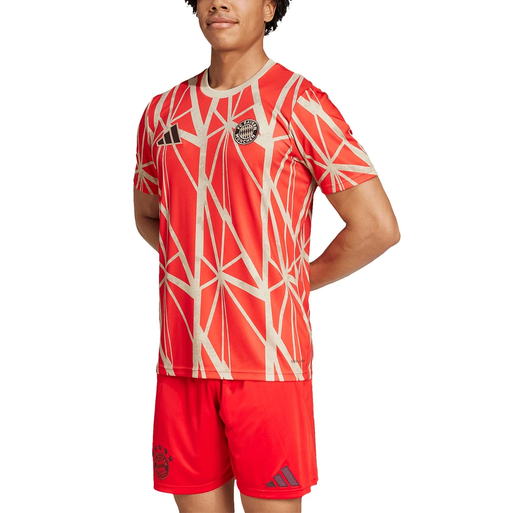 Haut d'avant-match adidas Rouge Bayern Munich 2024/25 homme