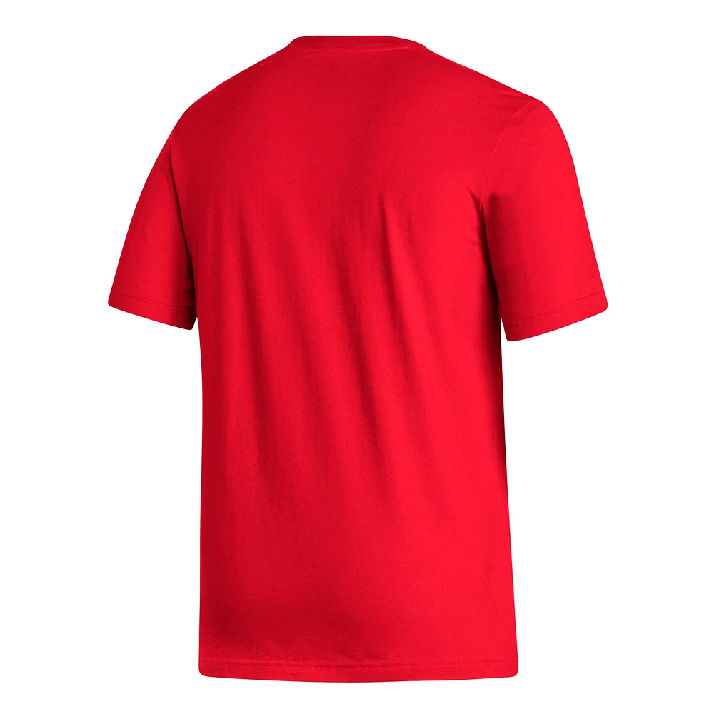 T-shirt adidas avec écusson du Bayern Munich rouge pour homme