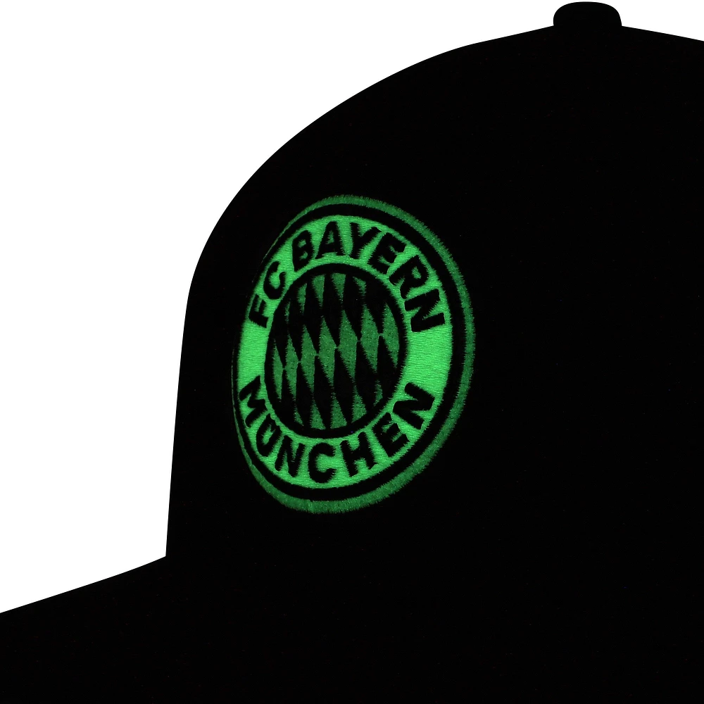 Men's Scarlet Bayern Munich America's Game Snapback Hat