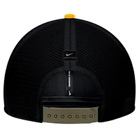 Casquette ajustable Nike pour homme, couleur olive/noir, style camionneur, Baylor Bears, Military Appreciation