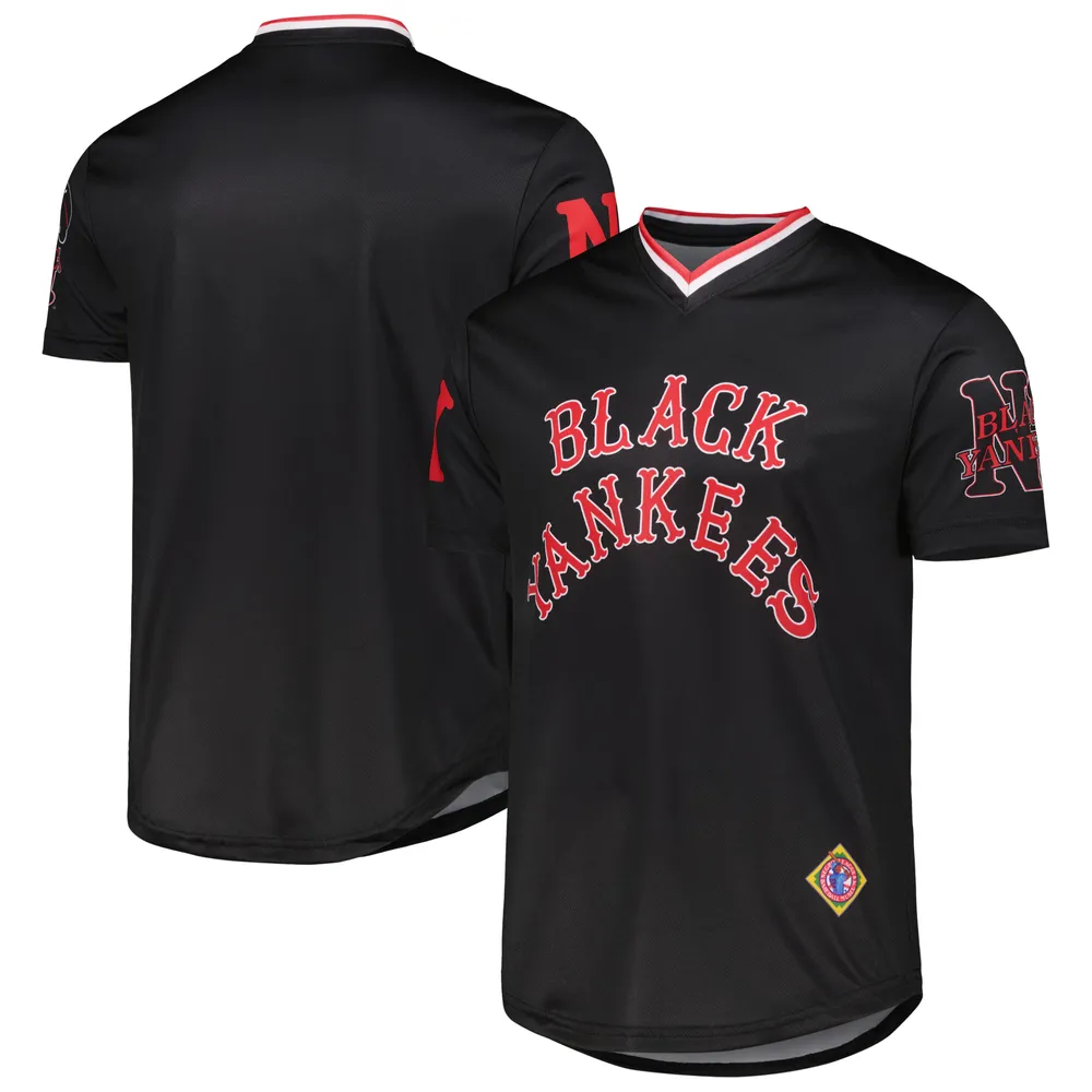 Stitches Men's Black Yankees Sublimated V-Neck Jersey