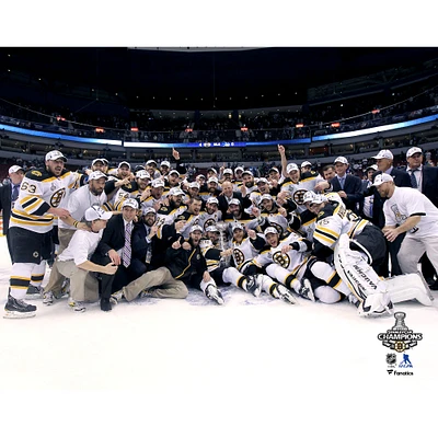 Bruins de Boston 2011 non signé Champions la Coupe Stanley sur glace célébration photographie