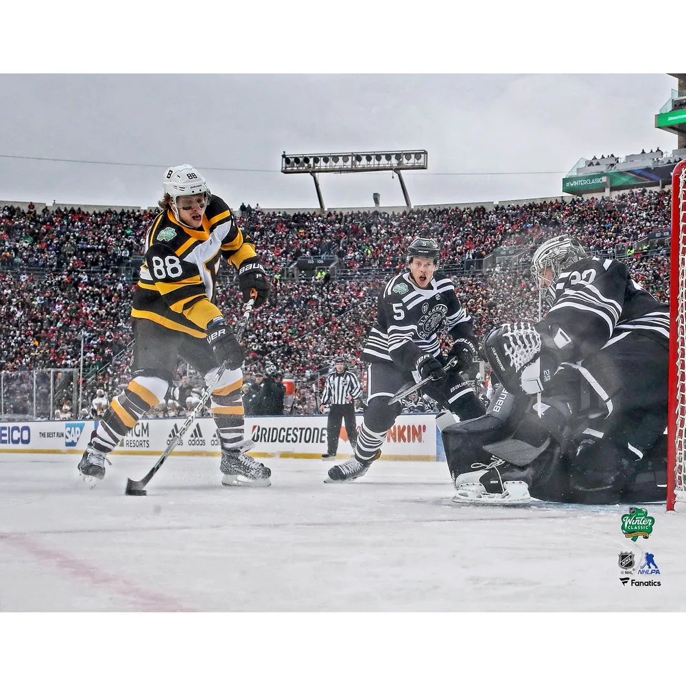 David Pastrnak Boston Bruins Unsigned Goal Celebration Spotlight Photograph
