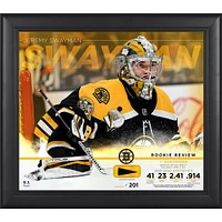 Collage encadré de 15" x 17" de Jeremy Swayman des Bruins de Boston avec un morceau de rondelle utilisée lors du match - Édition limitée à 201