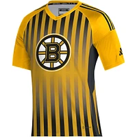 Haut de football raglan AEROREADY des Bruins Boston pour hommes adidas doré