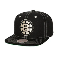 Casquette snapback naturelle à contraste énergétique noir Boston Bruins Mitchell & Ness pour hommes