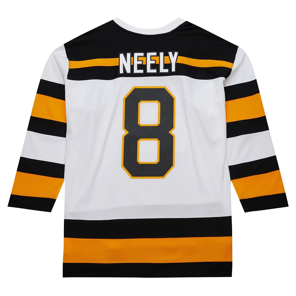 Mitchell & Ness Cam Neely blanc Bruins de Boston 1991/92 Maillot joueur suppléant du capitaine Blue Line