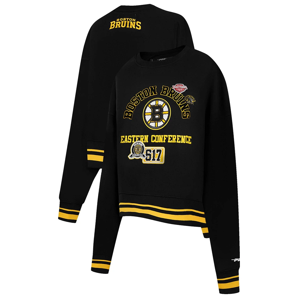 Sweat-shirt court Pro Standard noir pour femme avec code régional des Bruins de Boston