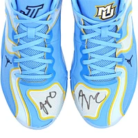 Chaussures Jordan bleues dédicacées par Jayson Tatum des Boston Celtics lors du match contre les Milwaukee Bucks le 10 novembre 2024