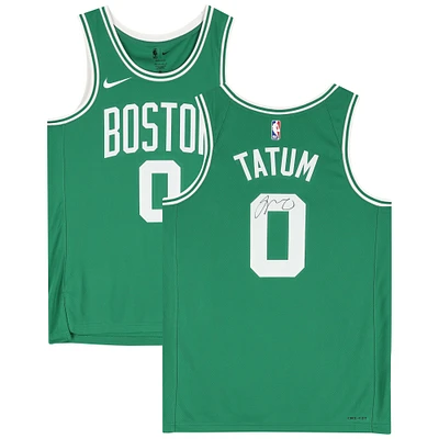 Maillot Swingman Nike Icon Edition 2022-2023 vert dédicacé par Jayson Tatum des Boston Celtics