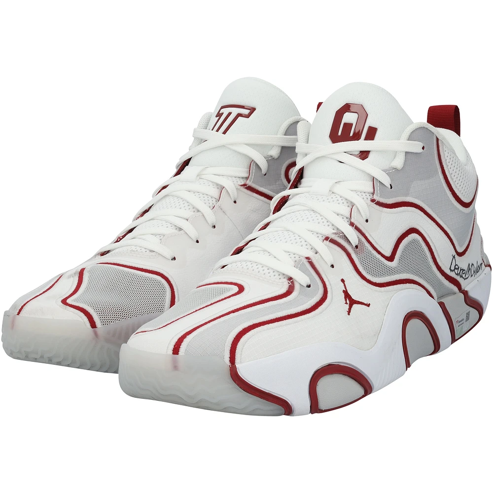Jayson Tatum Boston Celtics Game-Used White/Red Jordan Shoes vs. Toronto Raptors on January 15, 2025