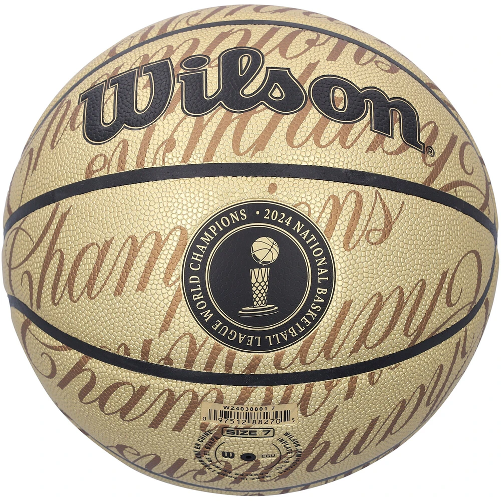 Ballon de basket Wilson Collector Edition dédicacé par Jrue Holiday des Boston Celtics lors de la finale NBA 2024