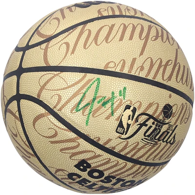 Ballon de basket Wilson Collector Edition dédicacé par Jrue Holiday des Boston Celtics lors de la finale NBA 2024