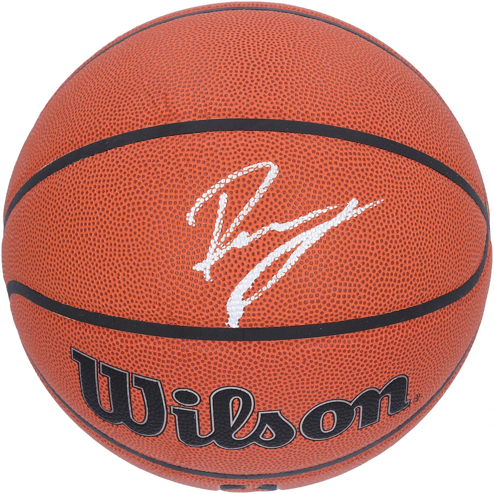 Ballon de basket-ball d'intérieur/extérieur Wilson Authentic Series autographié par Kristaps Porzingis des Boston Celtics