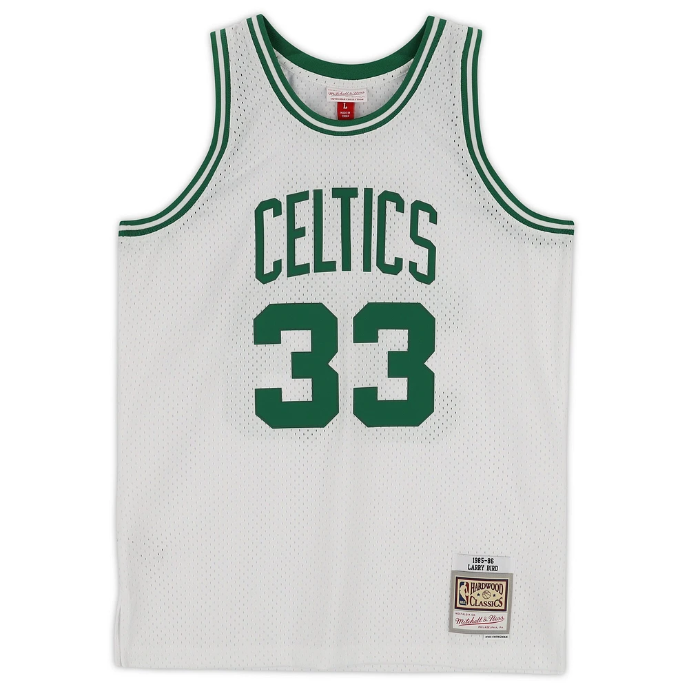 Maillot Swingman blanc autographié par Larry Bird des Boston Celtics Mitchell & Ness 1985-86 avec inscription « HOF 1998 » - Édition limitée à 33 exemplaires