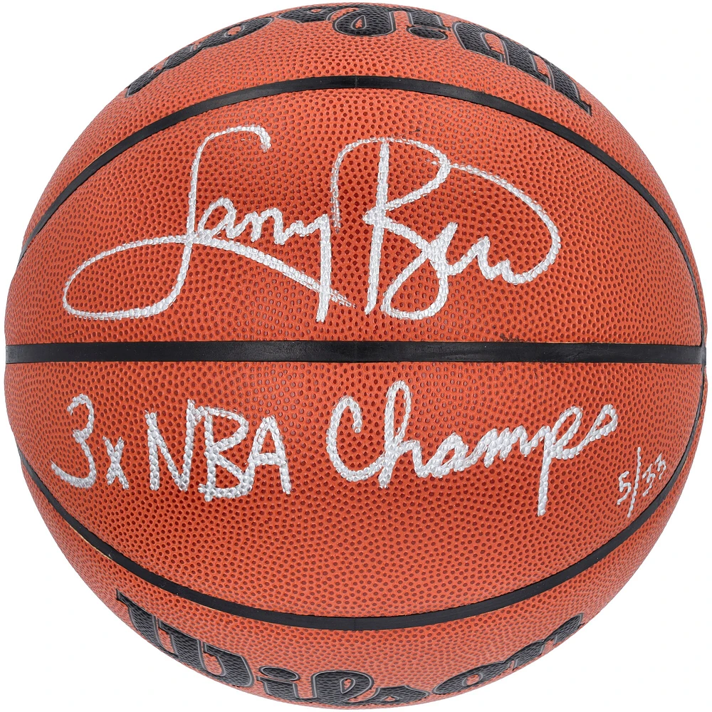 Ballon de basket-ball d'intérieur/extérieur Wilson Authentic Series autographié par Larry Bird Boston Celtics avec inscription « 3x NBA Champs » - Édition limitée à 33 exemplaires