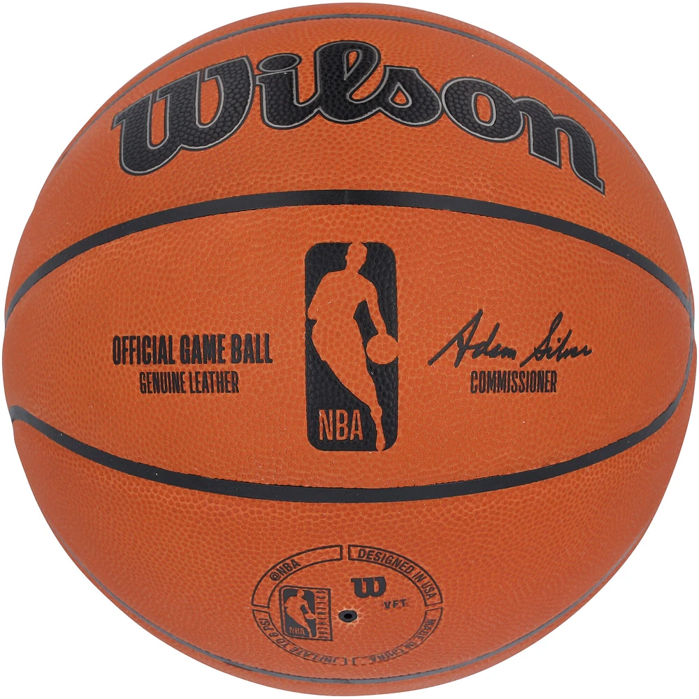 Ballon de basket officiel Wilson autographié par Larry Bird des Boston Celtics
