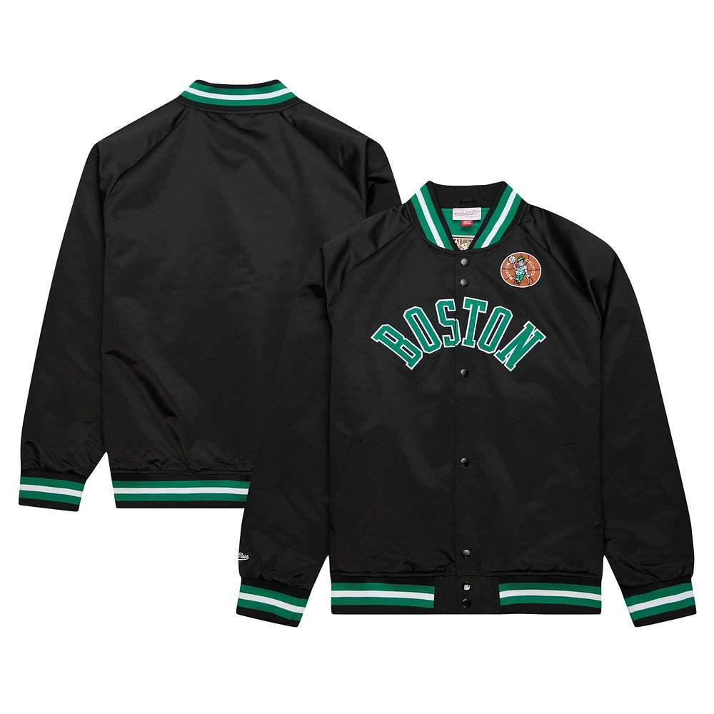 Veste noire Mitchell & Ness Boston Celtics Hardwood Classics Throwback Wordmark Raglan pour hommes