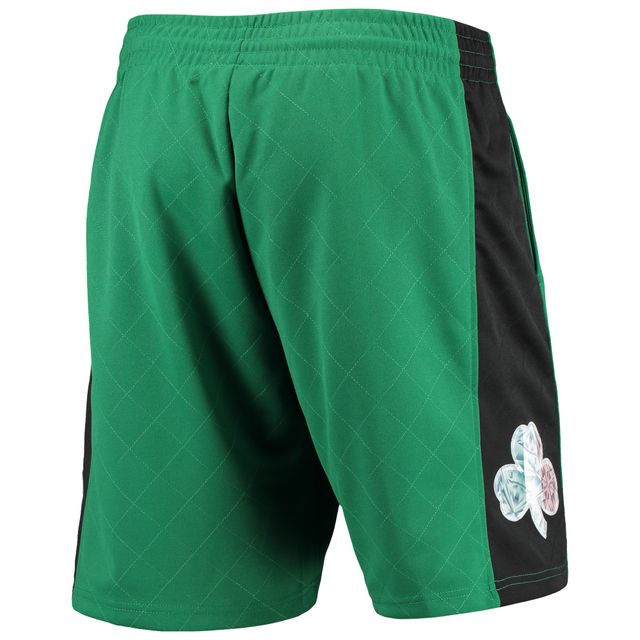 Hommes Mitchell & Ness Kelly Green Boston Celtics 2007 Hardwood Classics 75e anniversaire Swingman Shorts