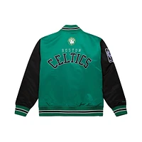 Veste en satin à boutons-pression intégrale Mitchell & Ness Kelly Green Boston Celtics Hardwood Classic Primetime pour homme