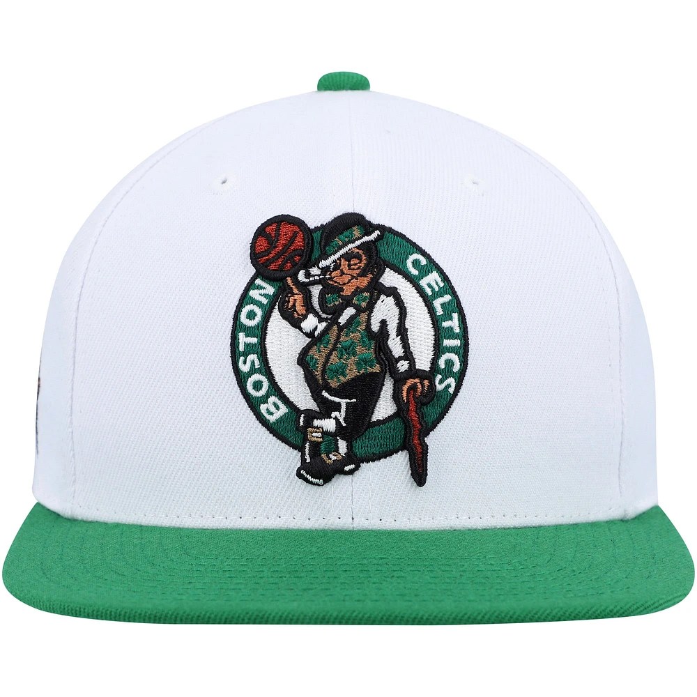 Casquette Snapback Boston Celtics Side Core 2.0 Mitchell & Ness pour hommes, blanc/vert