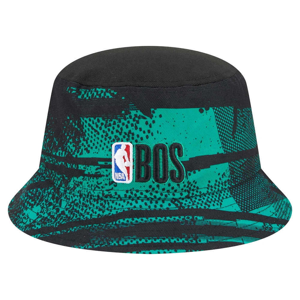 Men's New Era  Black/Kelly Green Boston Celtics Tip-Off Bucket Hat