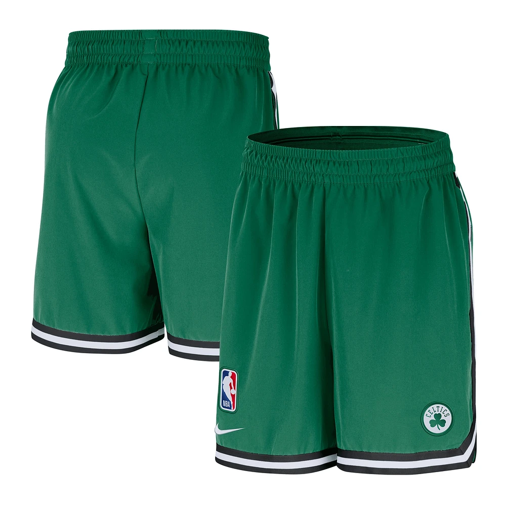 Short tissé de performance d'avant-match authentique Nike Kelly Green Boston Celtics pour homme