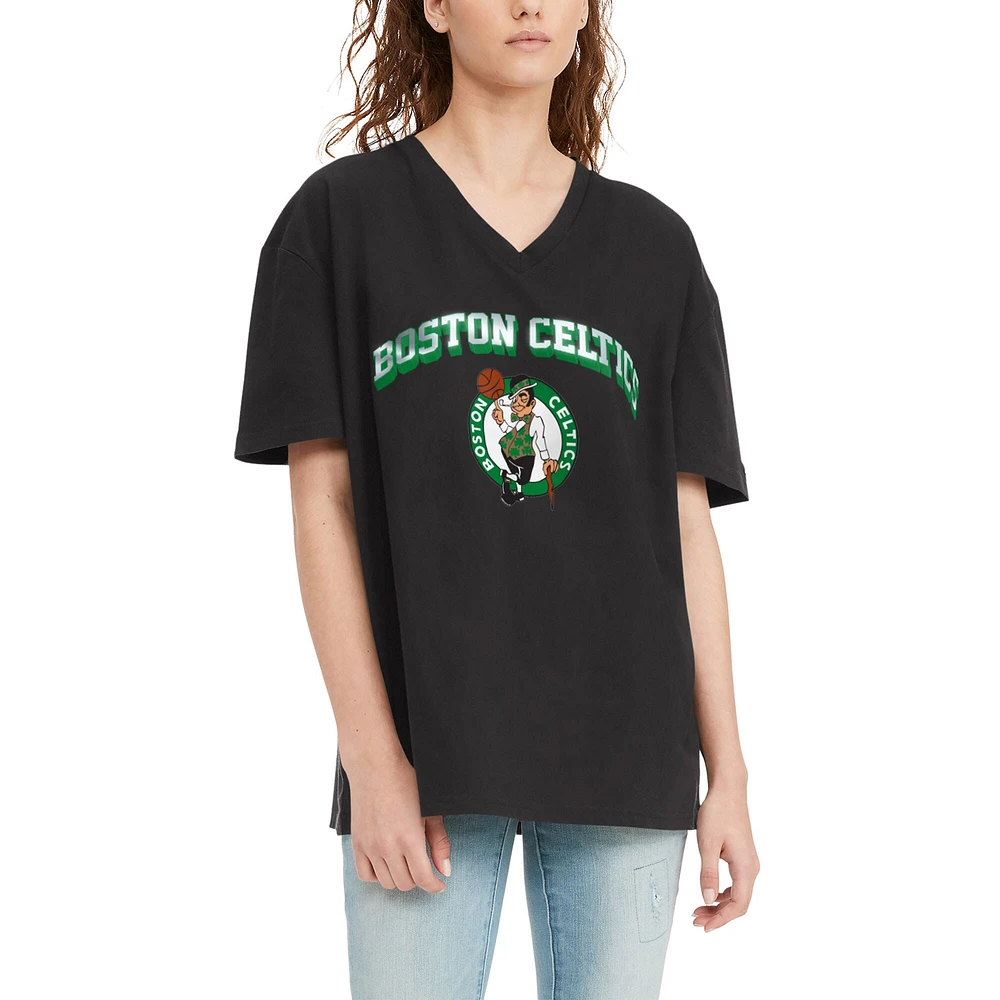 Tommy Jeans pour femme Boston Celtics - T-shirt surdimensionné à encolure en V Ashley Noir