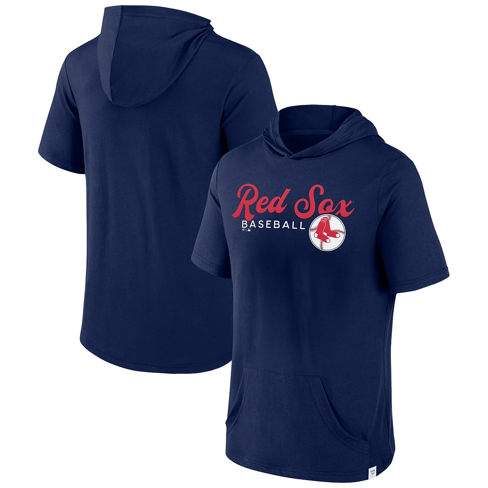 Sweat à capuche manches courtes pour hommes Fanatics Navy Boston Red Sox Offensive Strategy