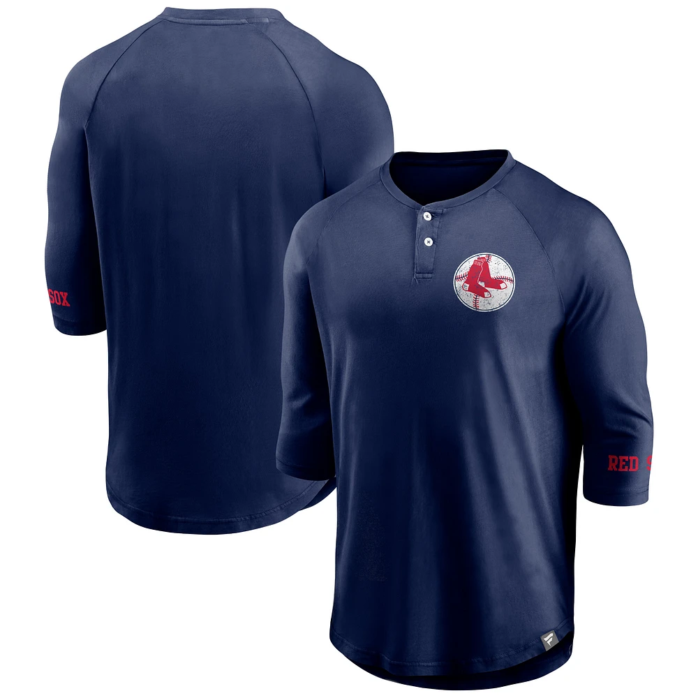 Men's Fanatics Navy Boston Red Sox Weathered & Washed 3/4 Sleeve Raglan Henley - T-Shirt