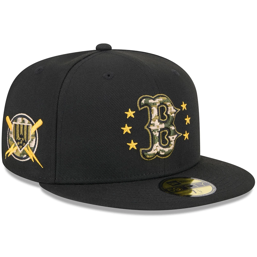 Casquette ajustée 59FIFTY pour la Journée des forces armées 2024 New Era noire Red Sox de Boston hommes