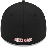 Men's New Era Black Boston Red Sox Logo 39THIRTY Flex Hat